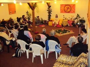 Seminar - Centrul de Meditaţie şi Yoga Kamala